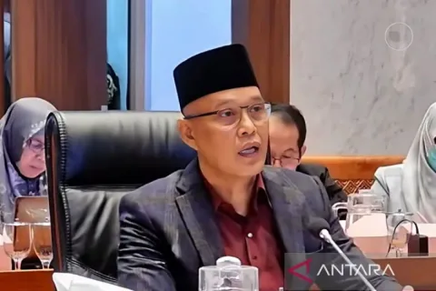 Kabar 8 WNI Bergabung dengan Militer Rusia: DPR Minta Pemerintah Verifikasi Sebelum Menyimpulkan