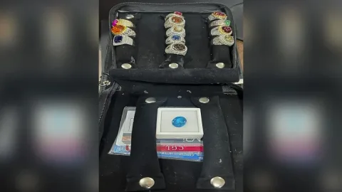Kejagung Sita Rp8,4 Miliar Aset Eks Kepala BGN: Jam Rolex hingga Uang Asing di Apartemen Sentul
