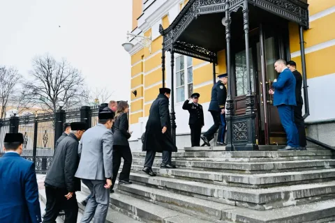 Empat Kali ke Rusia: Sinyal Politik Luar Negeri Prabowo yang Makin Tegas