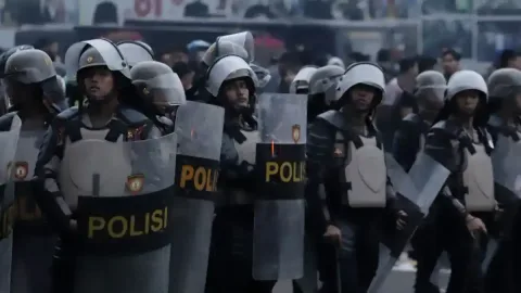 Hendardi: Polri Lebih Profesional Kawal Demo, tapi Usut Tuntas Ormas Penghadang