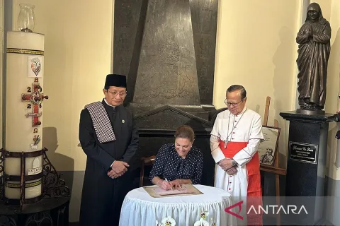 Putri Mahkota Swedia Terpukau Simbol Toleransi di Istiqlal-Katedral: Diplomasi Lunak Indonesia yang Mendunia