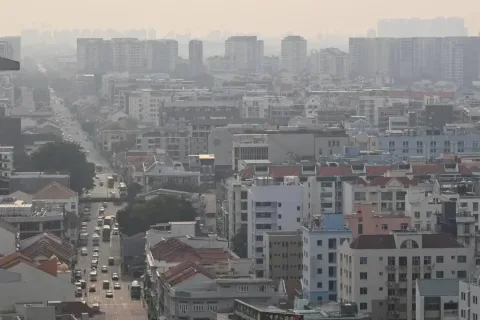 Kabut Asap Kembali Selimuti Singapura: PSI Tembus Level Tidak Sehat, Wilayah Tengah Terdampak Lebih dari Sehari