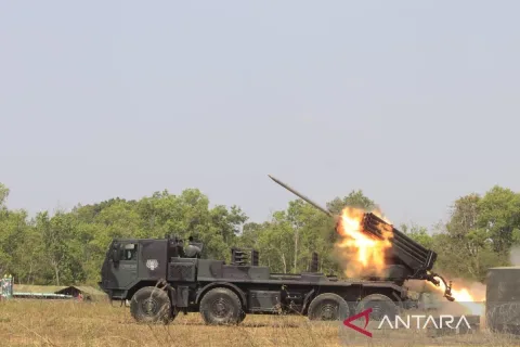Marinir TNI AL Uji MLRS Vampire di Super Garuda Shield: Sinyal Modernisasi Alutsista?