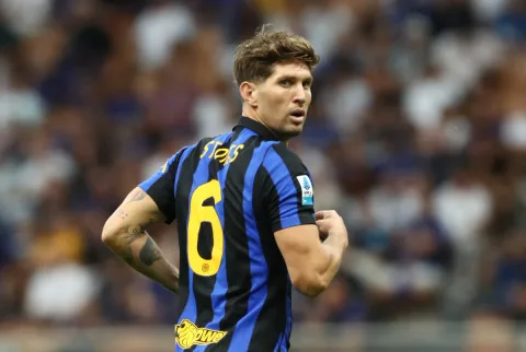 Stones Siap Debut Penuh di Inter, Berduel dengan De Bruyne di San Siro