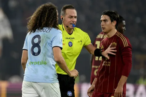 Guendouzi Dilarang Empat Laga Eropa, Batal Jumpa Dybala di Olimpico