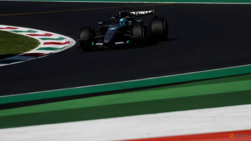 Russell Kunci Pole Position di Monza, Hamilton dan Verstappen Bersitegang