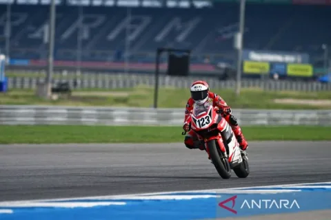 Comeback Spektakuler Rheza Danica di Sepang: Podium Ketiga dari Posisi ke-30 dan Ancaman Baru di Klasemen ARRC