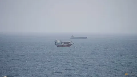 AS Serang Tiga Kapal Tanker Iran di Dekat Pulau Kharg: Eskalasi Baru yang Mengancam Pasokan Minyak Global