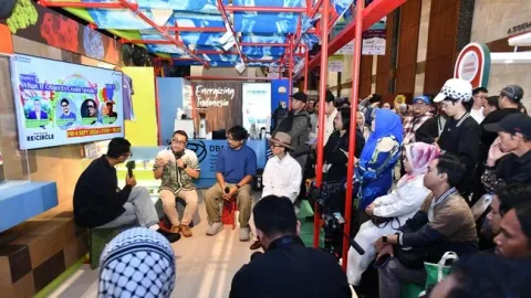 Pertamina Ajak Generasi Muda Ubah Minyak Jelantah Jadi Bahan Bakar Pesawat