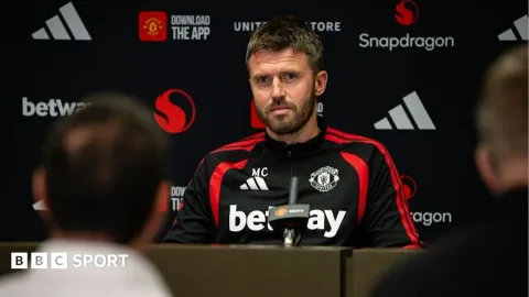 Man United Yakin Bersaing di Papan Atas Meski Anggaran Transfer Tertinggal Jauh dari Rival