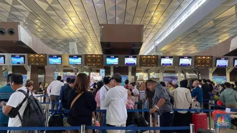 Bandara Soekarno-Hatta Lumpuh Sementara: 33 Penerbangan Terdampak Abu Krakatau, Penutupan Diperpanjang