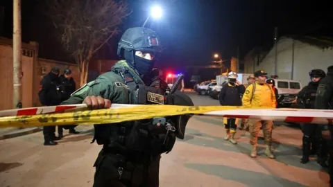 Ledakan Gudang Piroteknik Militer Bolivia: 2 Tewas, Ratusan Warga Terdampak
