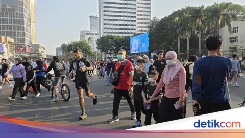 Abu Anak Krakatau Menyelimuti Jakarta: DLH Imbau Warga Batasi Aktivitas Luar Ruangan
