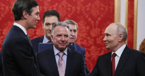 Putin Terima Utusan AS di Kremlin: Gencatan Senjata Terbatas, tapi Perang Udara Masih Berkecamuk