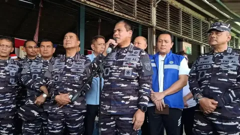Erupsi Anak Krakatau Masih Berlanjut, TNI AL Pastikan Aktivitas Laut dan Udara Tetap Terpantau