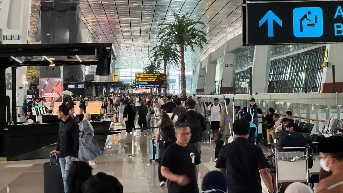 Erupsi Anak Krakatau Melumpuhkan 7 Bandara: 331 Penerbangan Batal, Soetta Terparah