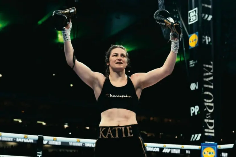 Katie Taylor Pensiun Sempurna: Kalahkan Pili, Rebut Gelar Juara Sejati Ketiga Kalinya