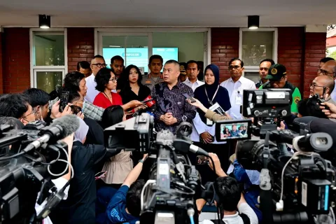Erupsi Anak Krakatau Lumpuhkan Soetta, Menhub Siapkan Bus dan Kereta Gratis ke Bandara Alternatif