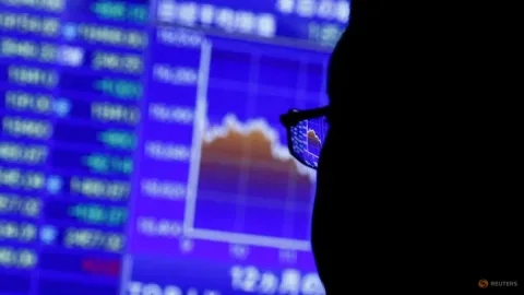 Saham Asia Menguat, Minyak Naik: Konflik Teluk dan Sinyal Kenaikan Suku Bunga Global Membayangi Pasar
