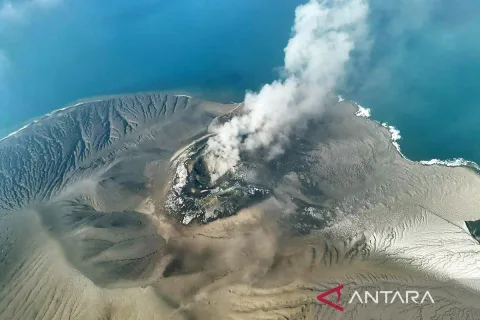 Erupsi 25 Jam Gunung Anak Krakatau Berakhir, Status Siaga Level III Masih Dipertahankan