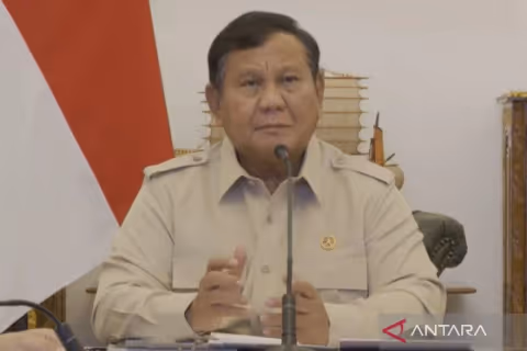 Prabowo Gelar Rapat Virtual Pantau Bencana: Flores, Anak Krakatau, hingga Karhutla Jadi Sorotan