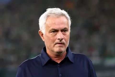 Mourinho Sindir Jadwal Padat Real Madrid: 'Mungkin Pembuatnya Orang Italia'