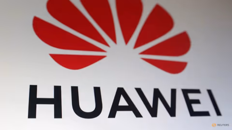 Huawei Mate XT2 Meluncur: Ponsel Lipat Tiga Siap Guncang Dominasi Apple dan Xiaomi