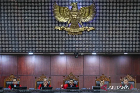 MK Tolak Gugatan Pelibatan Guru dalam MBG: Apa Dampaknya bagi Anggaran Pendidikan?