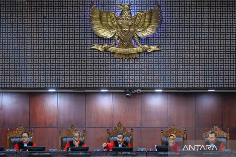 MK Tolak Gugatan Pelibatan Guru dalam MBG: Apa Dampaknya bagi Anggaran Pendidikan?