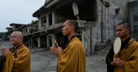 Banjir Nepal Tewaskan 1.300 Orang: Hari Berkabung Nasional, Keluarga Korban Protes Lambatnya Evakuasi