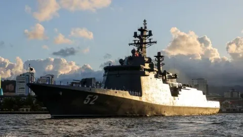 Kim Jong Un Resmikan Kapal Perusak Kang Kon: Sinyal Baru Doktrin Nuklir Korea Utara di Laut Timur