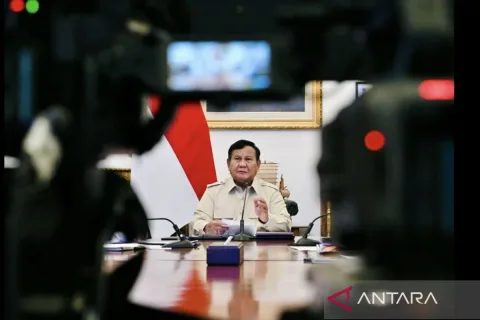 Prabowo Minta Rincian Tenda Sekolah Darurat NTT: 10.000 Unit Disiapkan untuk 2.000 Sekolah Rusak
