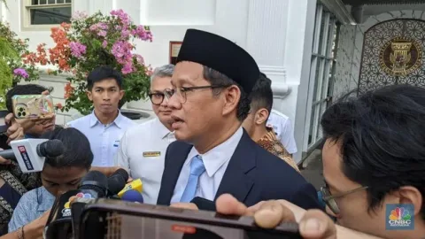 Erupsi Anak Krakatau Tak Dianggap Genting, Menkeu: Stimulus Belum Perlu