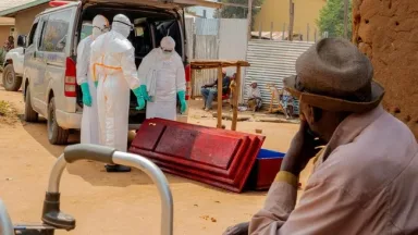 Ebola di Kongo: Petugas Pemakaman Jadi Garda Terdepan yang Terlupakan