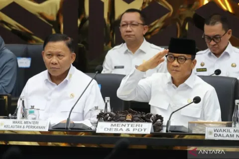 Mendes Dorong Peran Pemerintah Desa dalam RUU Reforma Agraria: Mediasi Konflik hingga Data Lahan