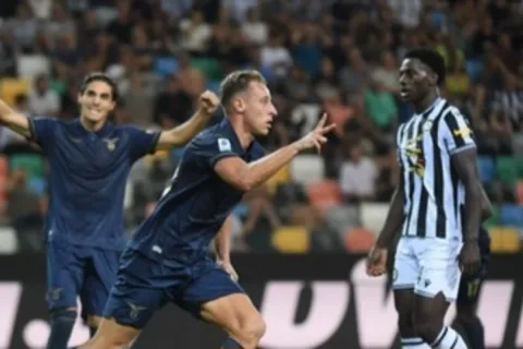 Lazio Comeback Dramatis di Kandang Udinese, Kunci Posisi Tiga Klasemen Serie A