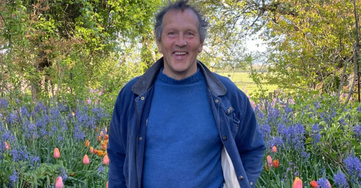 Monty Don Pamit dari Gardeners' World Setelah 23 Tahun: Akhir Sebuah Era Berkebun di BBC