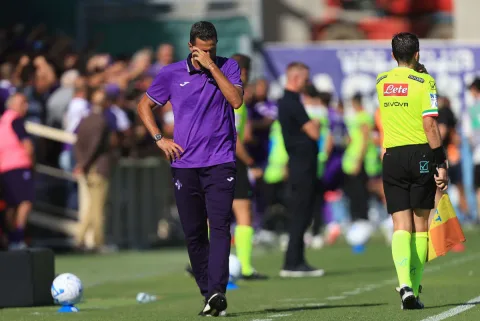 Grosso Dipecat Fiorentina, Karier Kepelatihan Italia Kembali Jadi Sorotan