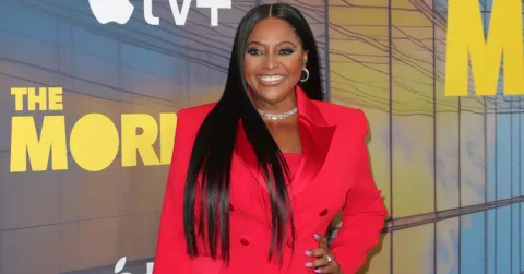 Sherri Shepherd Cetak Sejarah Broadway: Perempuan Pertama Pemeran Genie di Aladdin