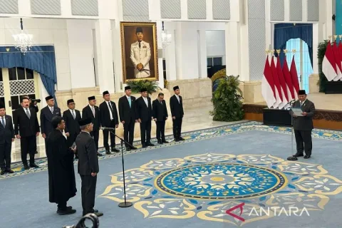 Suahasil Nazara Kembali ke Kursi Menkeu: Sinyal Stabilitas Fiskal di Tengah Gejolak Ekonomi Global