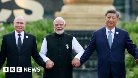 BRICS di Delhi: Xi, Putin, Pezeshkian Bertemu, tapi Deklarasi Hindari Sekutu Barat