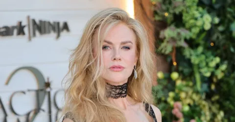 Nicole Kidman Ogah Berhenti Rave Meski Rahasia Wig Terbongkar