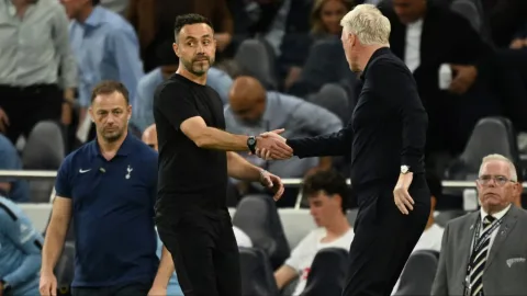 De Zerbi Dihantam Media Italia, Tekanan di Tottenham Memuncak Jelang Laga Krusial