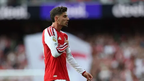 Arsenal Kejar Striker Elit, tapi Bayang-bayang Kane yang Dilepas Jadi Momok