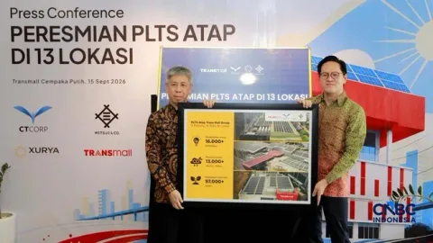 Transmart Pasang PLTS Atap di 13 Gerai, Efisiensi Listrik 8-10% per Tahun