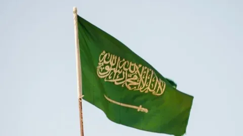 Arab Saudi Buka "Harta Karun" Mineral Tanah Jarang US$100 Miliar di Madinah, Peta Pasokan Global Berubah