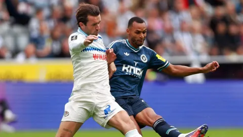 Newcastle Dihajar Leeds: Botman Jadi Beban Gaji, Jaissle Diingatkan Targett