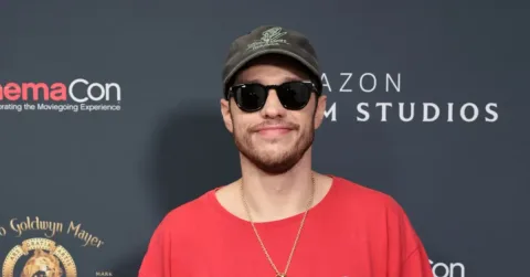 Pete Davidson Tantang Kritik di Film Tommy Karate: 'Saya Terinspirasi untuk Membuktikan Diri'
