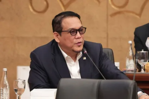 DPR Desak Pemerintah Tuntaskan RUU Migas: Batas 30 Hari Hampir Lewat, Investor Menunggu