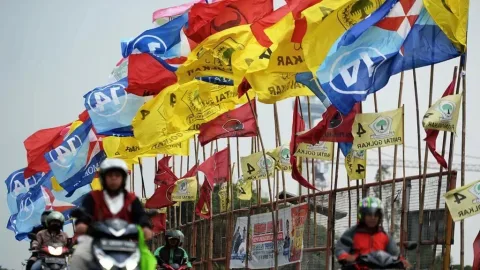 Ambang Batas Parlemen Naik ke 5 Persen: Koalisi Prabowo Solid, PDI-P Pasrah, Partai Nonparlemen Menolak